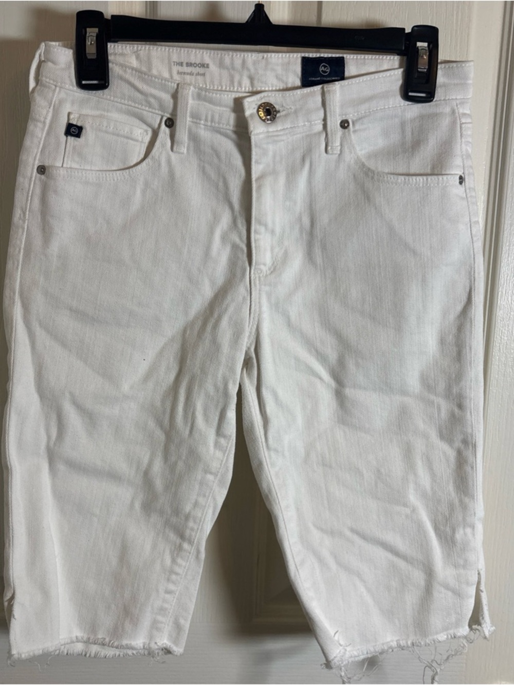AG Adriano Goldschmied Shorts Womens 26 White Prima Cigarette Leg Cut Off